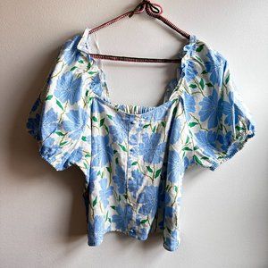 WHO WHAT WEAR Floral Print Button Down Puff Sleeve Crop Top